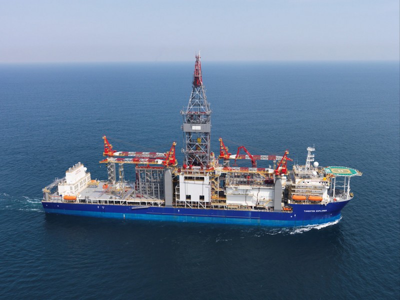 Total announces the arrival of the drillship to carry the operations of the 1st exploration well on Block 4